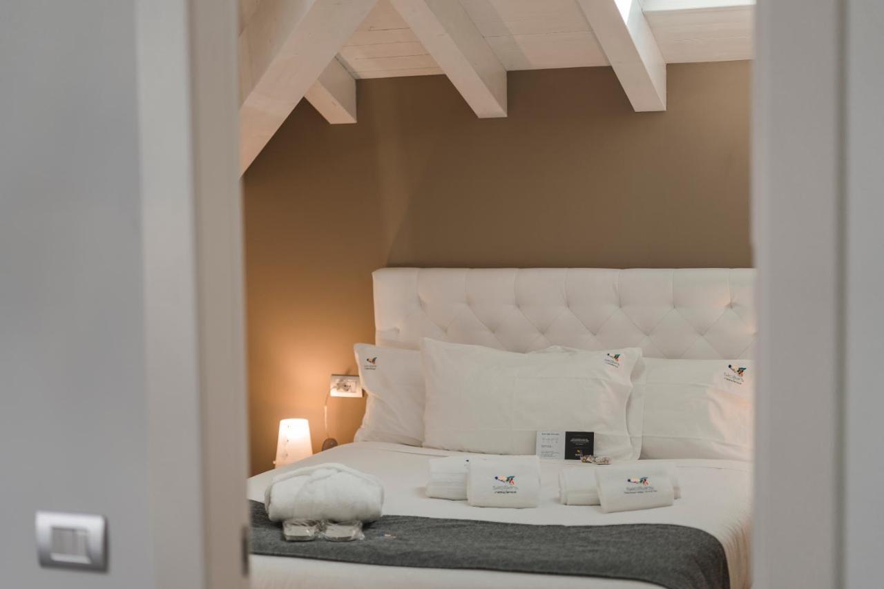 Sicilia'S Art Hotel & Spa 아찌트라자 외부 사진